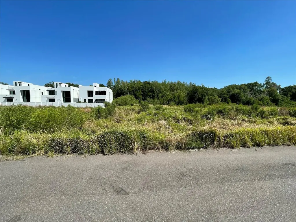 Avonwood Tampa FL 33625