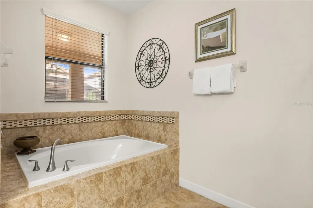 1454 Myrtlewood Street Davenport FL 33896