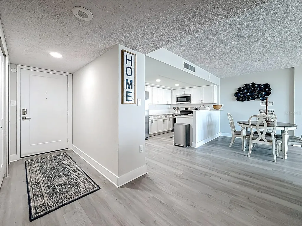 400 Island Way Clearwater Beach FL 33767