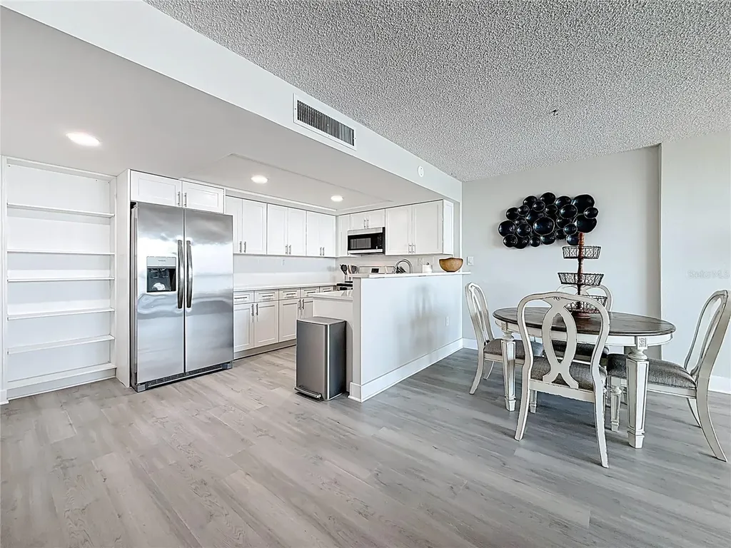 400 Island Way Clearwater Beach FL 33767