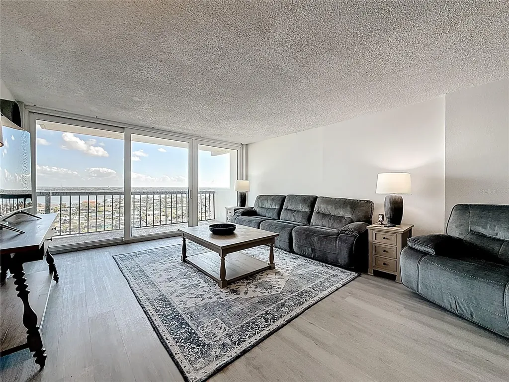 400 Island Way Clearwater Beach FL 33767