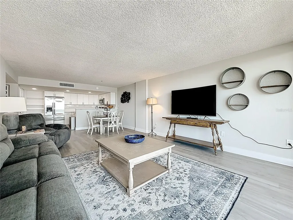 400 Island Way Clearwater Beach FL 33767