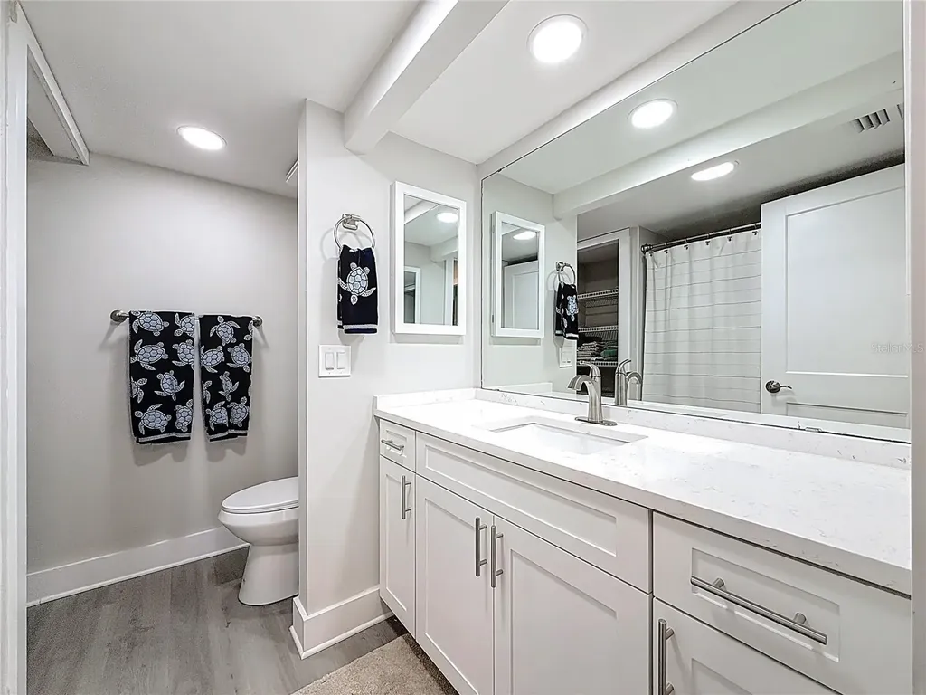 400 Island Way Clearwater Beach FL 33767