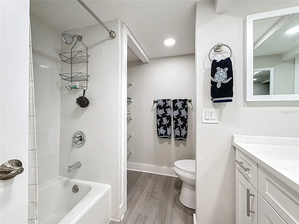 400 Island Way Clearwater Beach FL 33767