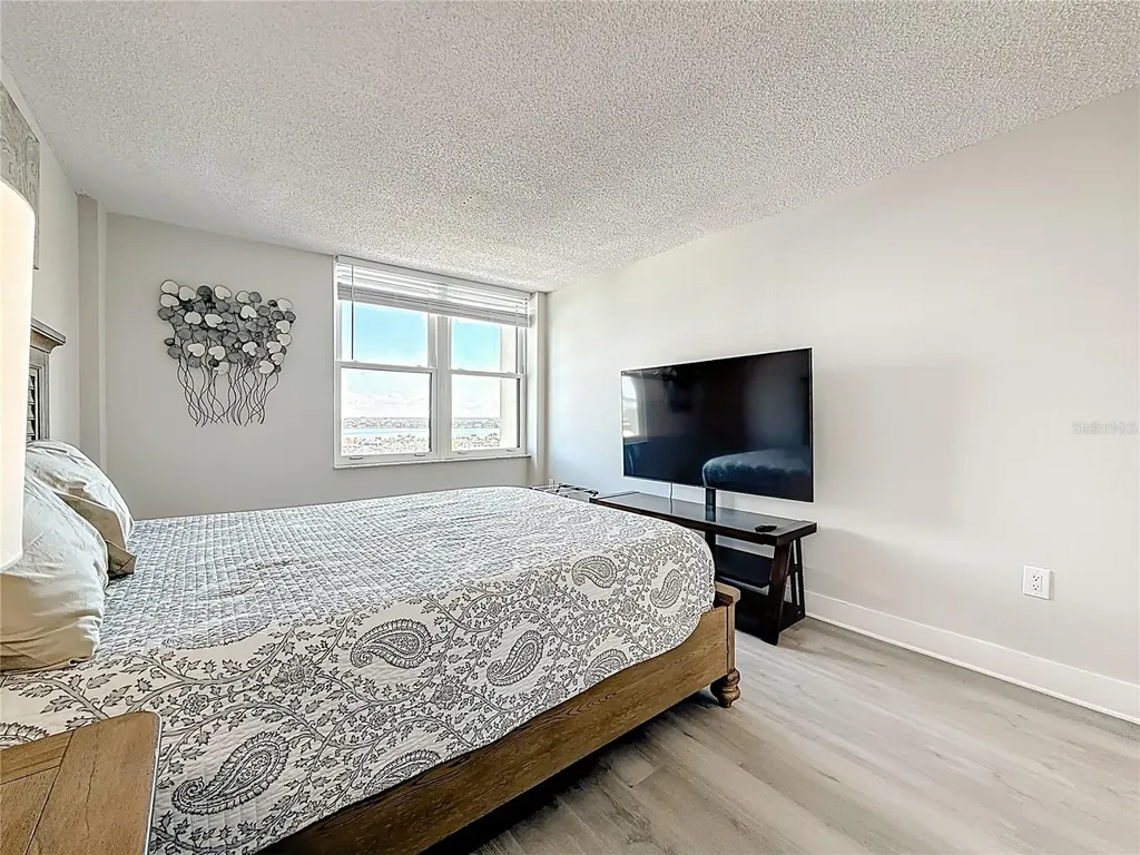 400 Island Way Clearwater Beach FL 33767