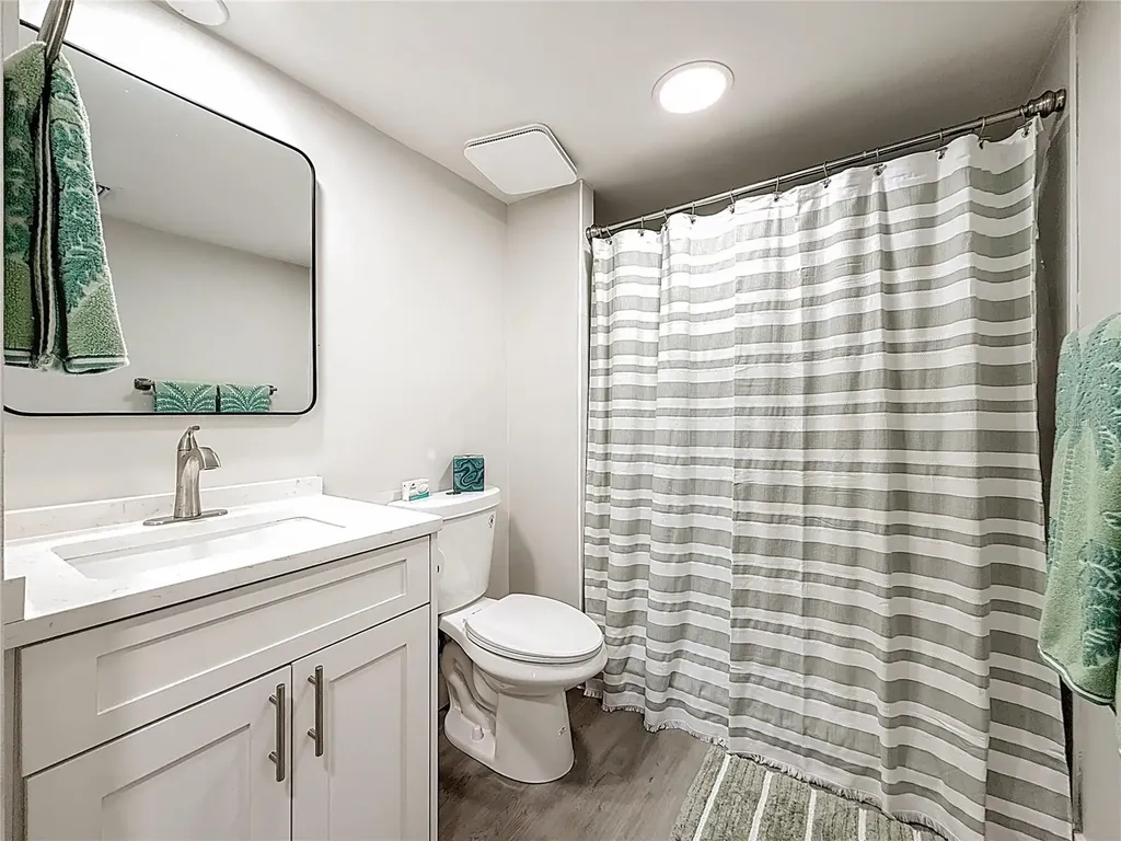 400 Island Way Clearwater Beach FL 33767