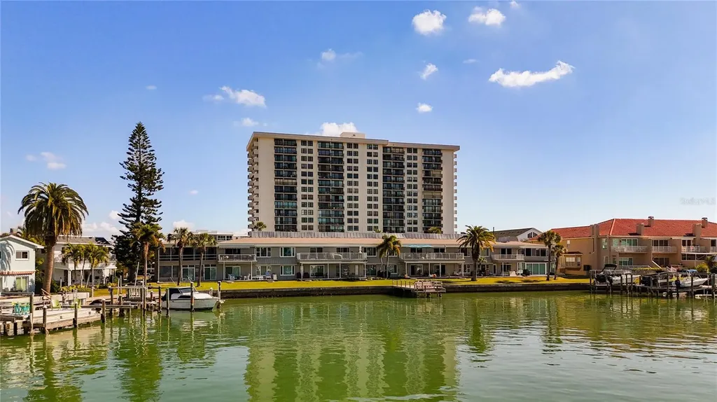400 Island Way Clearwater Beach FL 33767