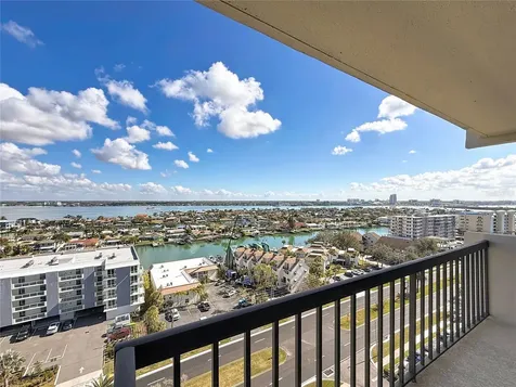 400 Island Way Clearwater Beach FL 33767