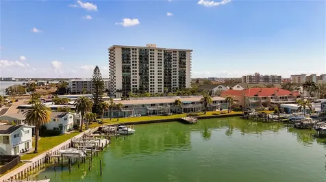 400 Island Way Clearwater Beach FL 33767