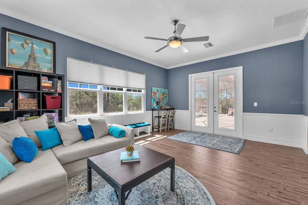 5918 Watercolor Drive Lithia FL 33547