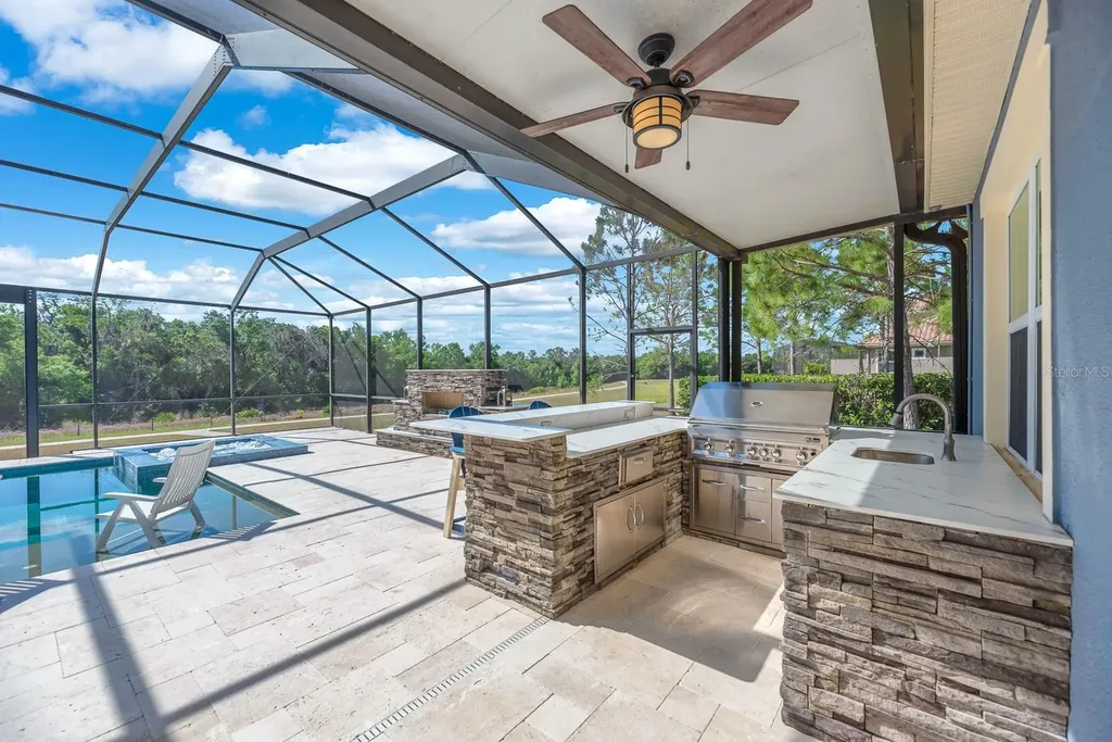 5918 Watercolor Drive Lithia FL 33547