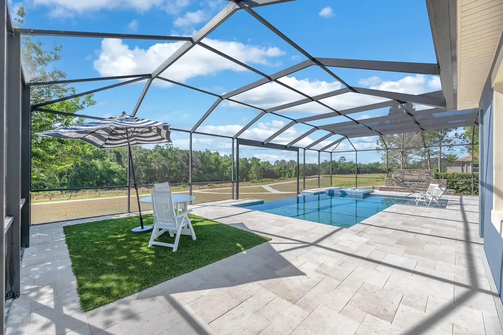 5918 Watercolor Drive Lithia FL 33547