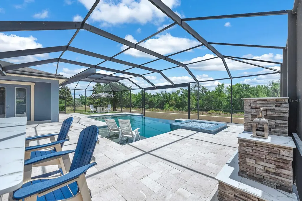 5918 Watercolor Drive Lithia FL 33547
