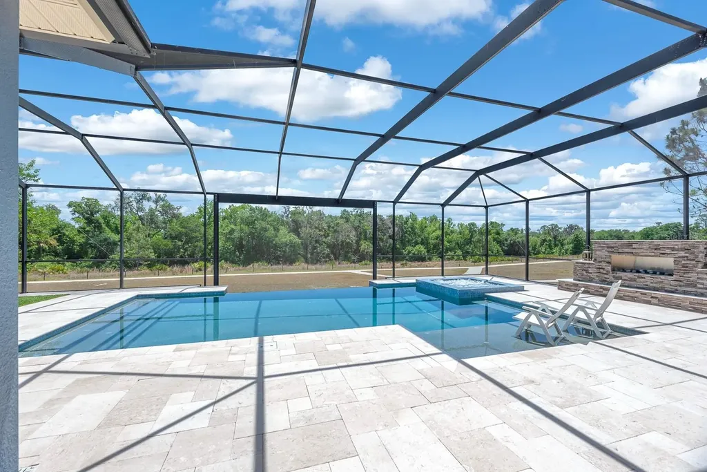 5918 Watercolor Drive Lithia FL 33547