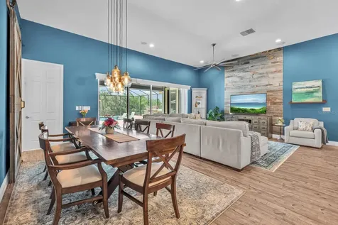5918 Watercolor Drive Lithia FL 33547