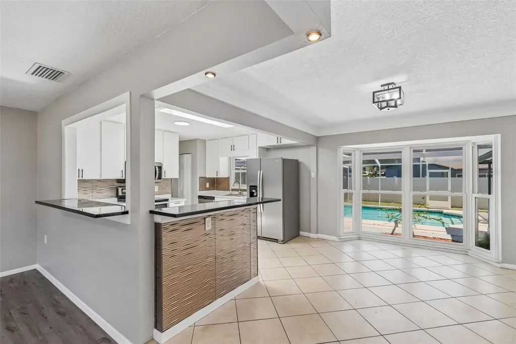 7111 Gateway Court Tampa FL 33615