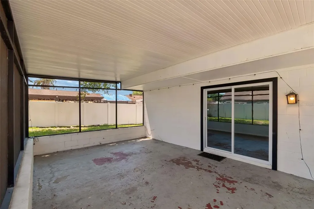 7111 Gateway Court Tampa FL 33615