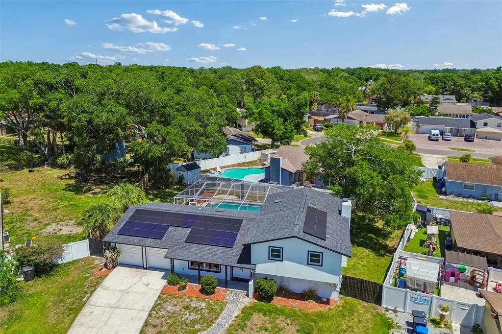 7111 Gateway Court Tampa FL 33615