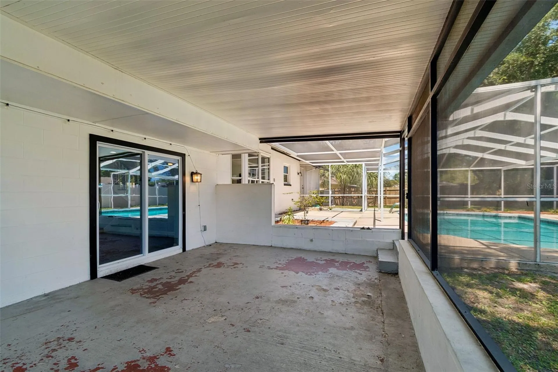 7111 Gateway Court Tampa FL 33615