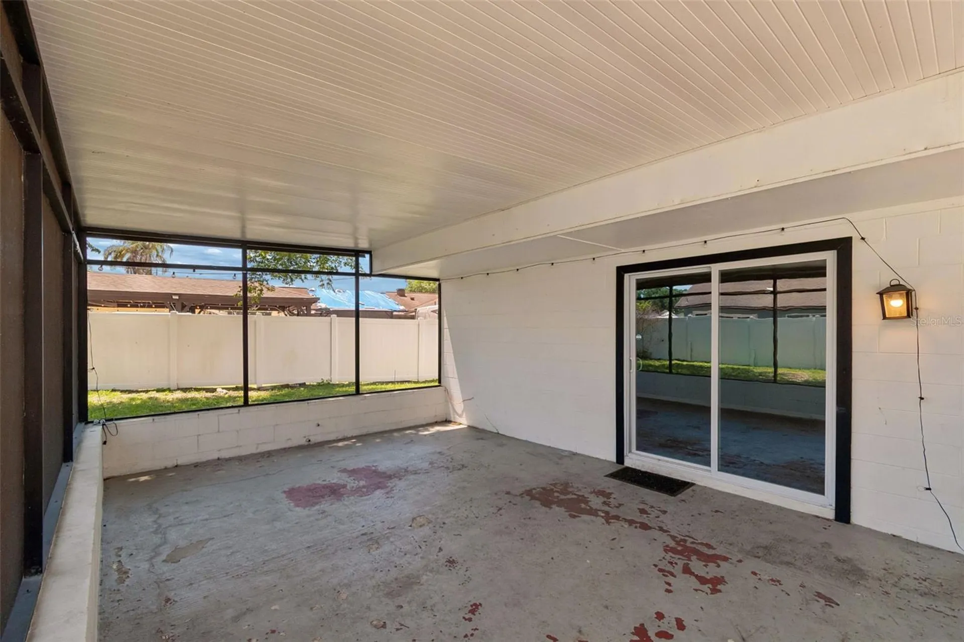 7111 Gateway Court Tampa FL 33615