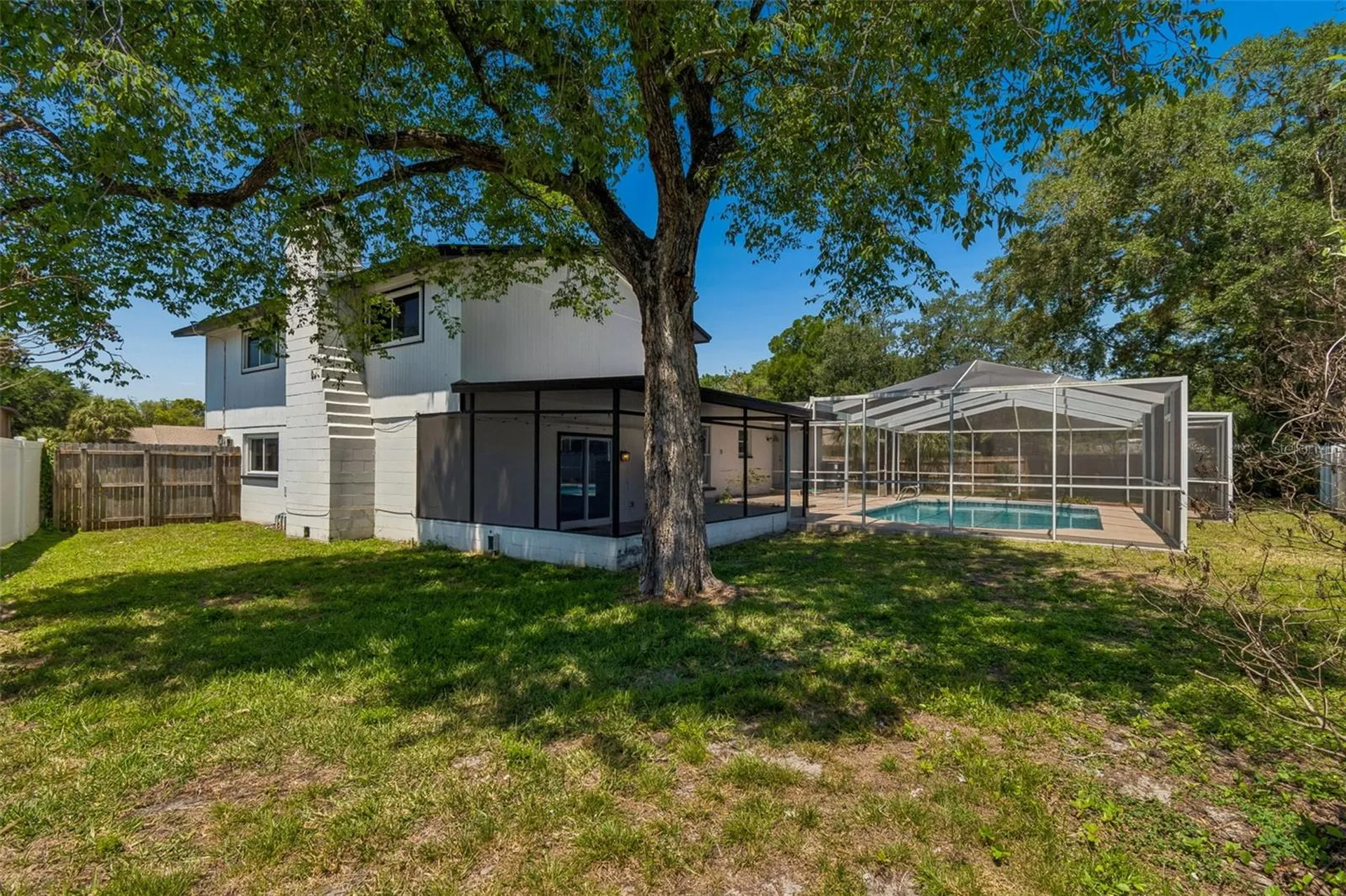 7111 Gateway Court Tampa FL 33615