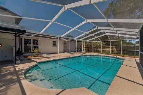 7111 Gateway Court Tampa FL 33615