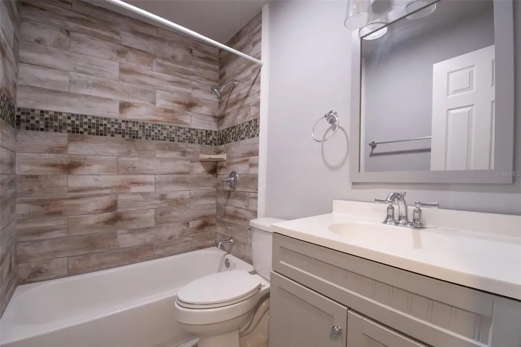 2411 NW 54th Avenue Gainesville FL 32653