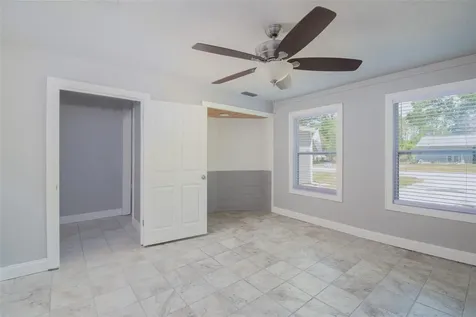 2411 NW 54th Avenue Gainesville FL 32653