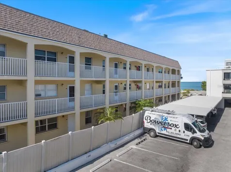 1400 Tarpon Center Drive Venice FL 34285