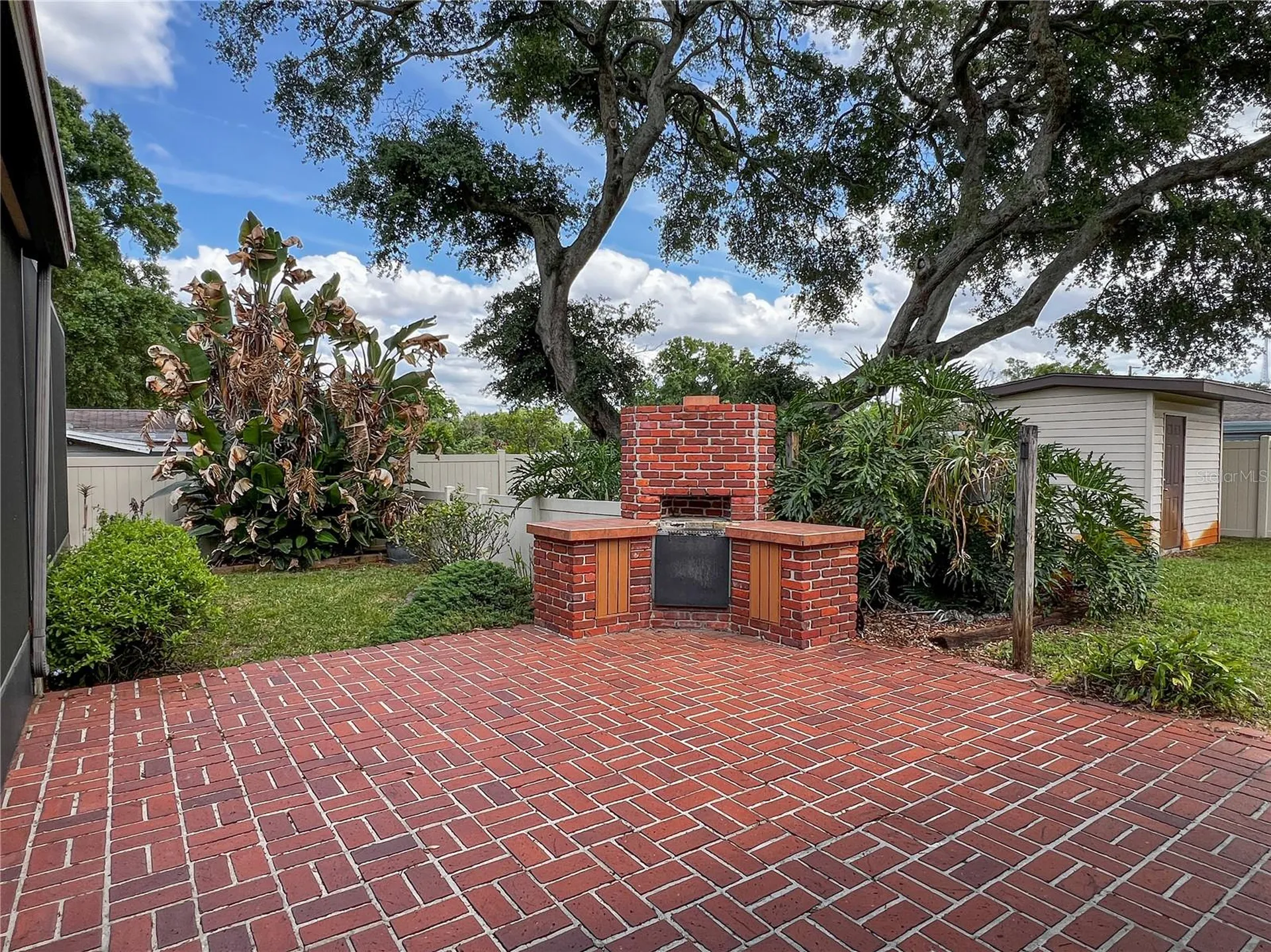 2118 W Broad Street Tampa FL 33604
