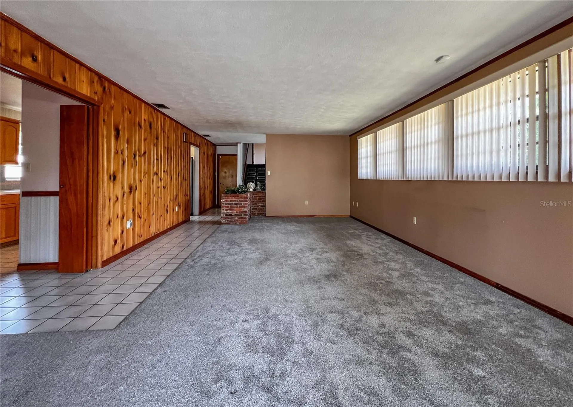 2118 W Broad Street Tampa FL 33604