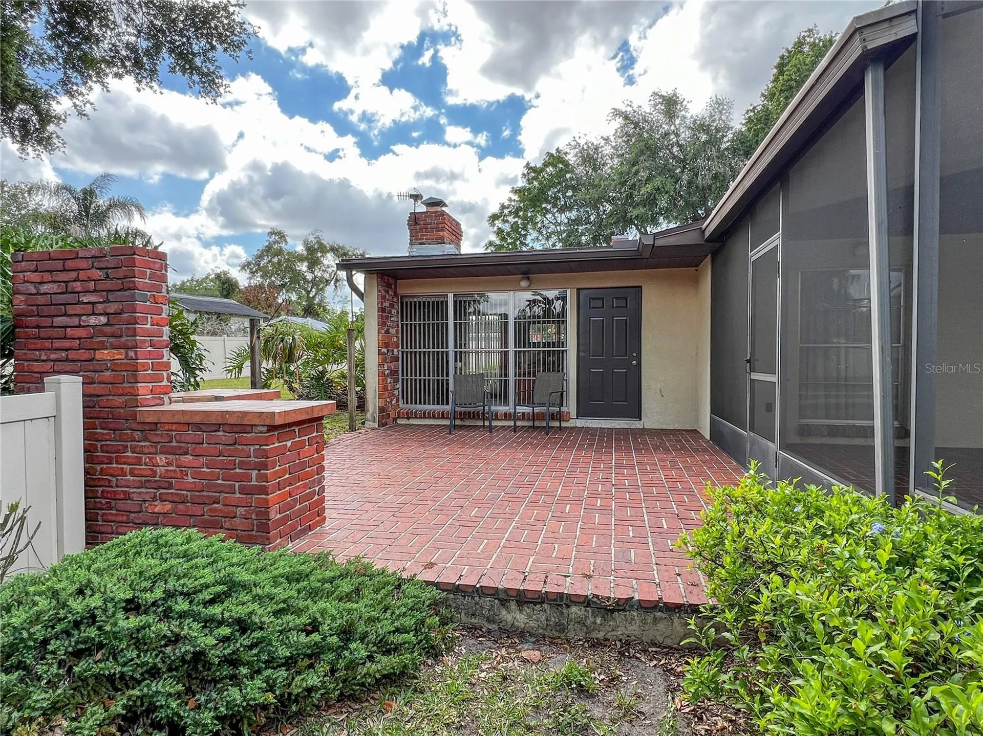 2118 W Broad Street Tampa FL 33604