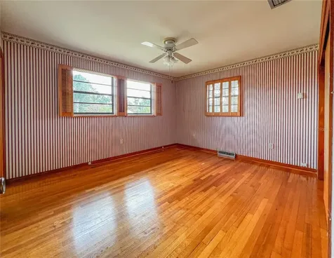 2118 W Broad Street Tampa FL 33604
