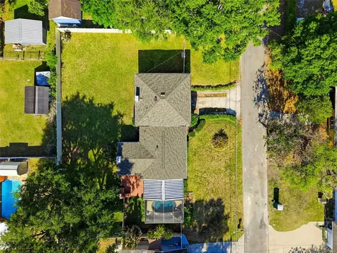 2118 W Broad Street Tampa FL 33604