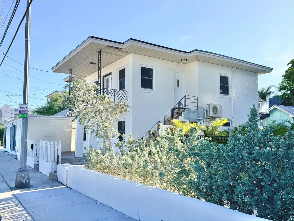 664 Mandalay Avenue Clearwater Beach FL 33767