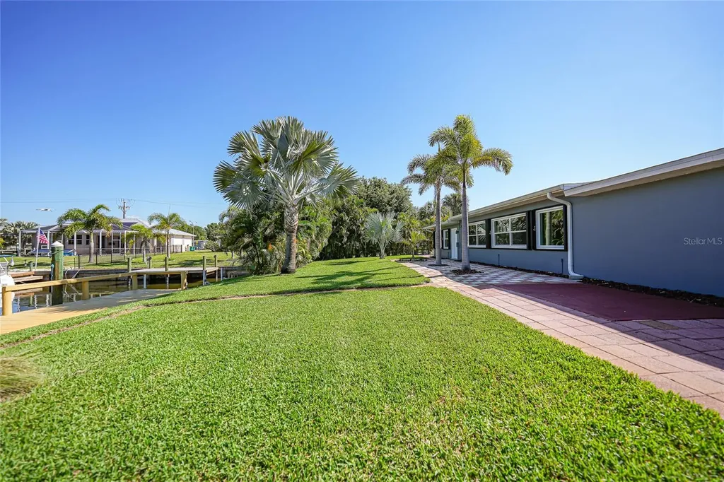 104 Free Court SE Port Charlotte FL 33952