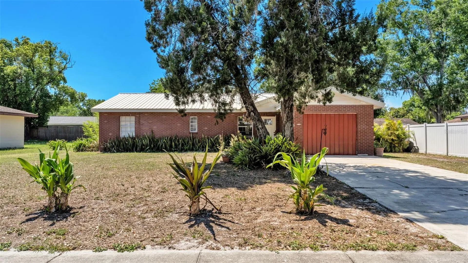 626 Swiss Drive Lakeland FL 33810