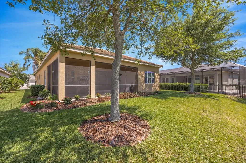 2415 Oakwood Preserve Drive Wesley Chapel FL 33543
