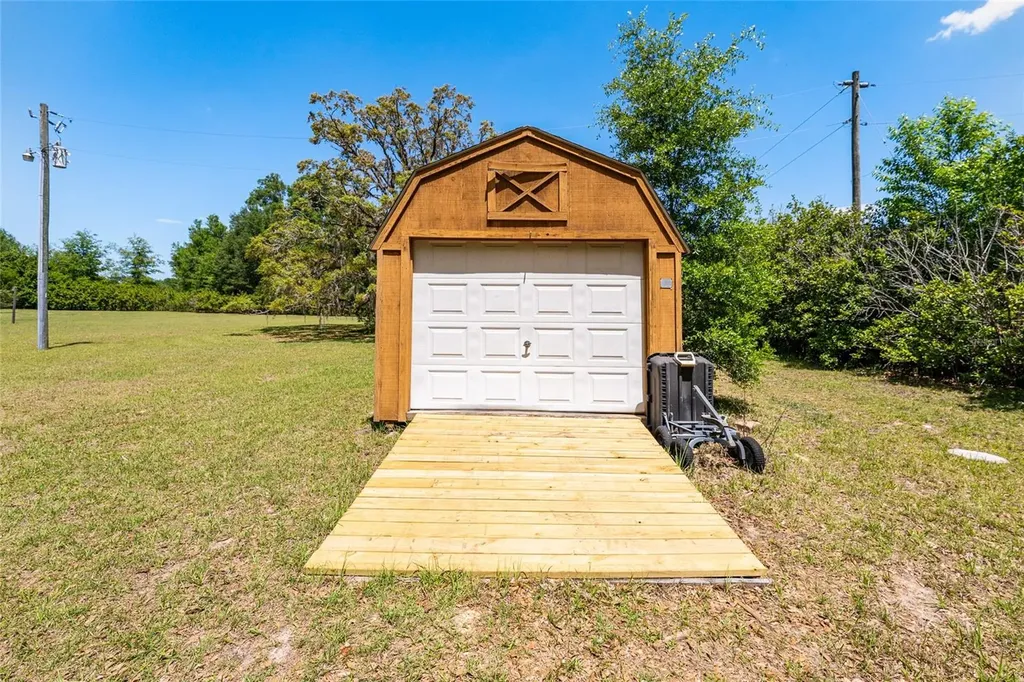 20860 SW 36th Street Dunnellon FL 34431
