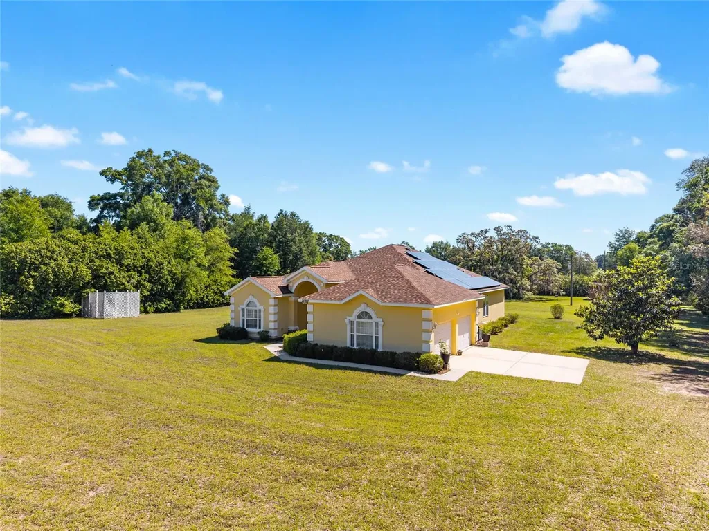 20860 SW 36th Street Dunnellon FL 34431