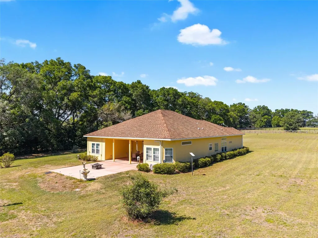 20860 SW 36th Street Dunnellon FL 34431