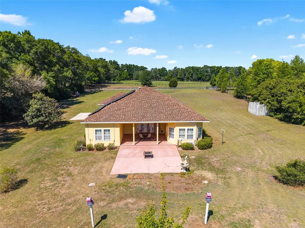 20860 SW 36th Street Dunnellon FL 34431