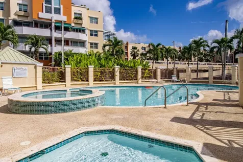 Cond. Bayside Cove 105 Avenue Arterial Hostos San Juan PR 00918