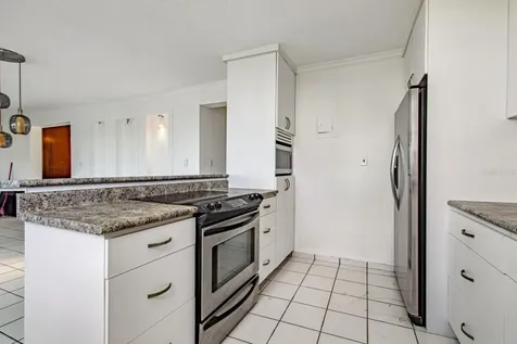 Cond. Bayside Cove 105 Avenue Arterial Hostos San Juan PR 00918