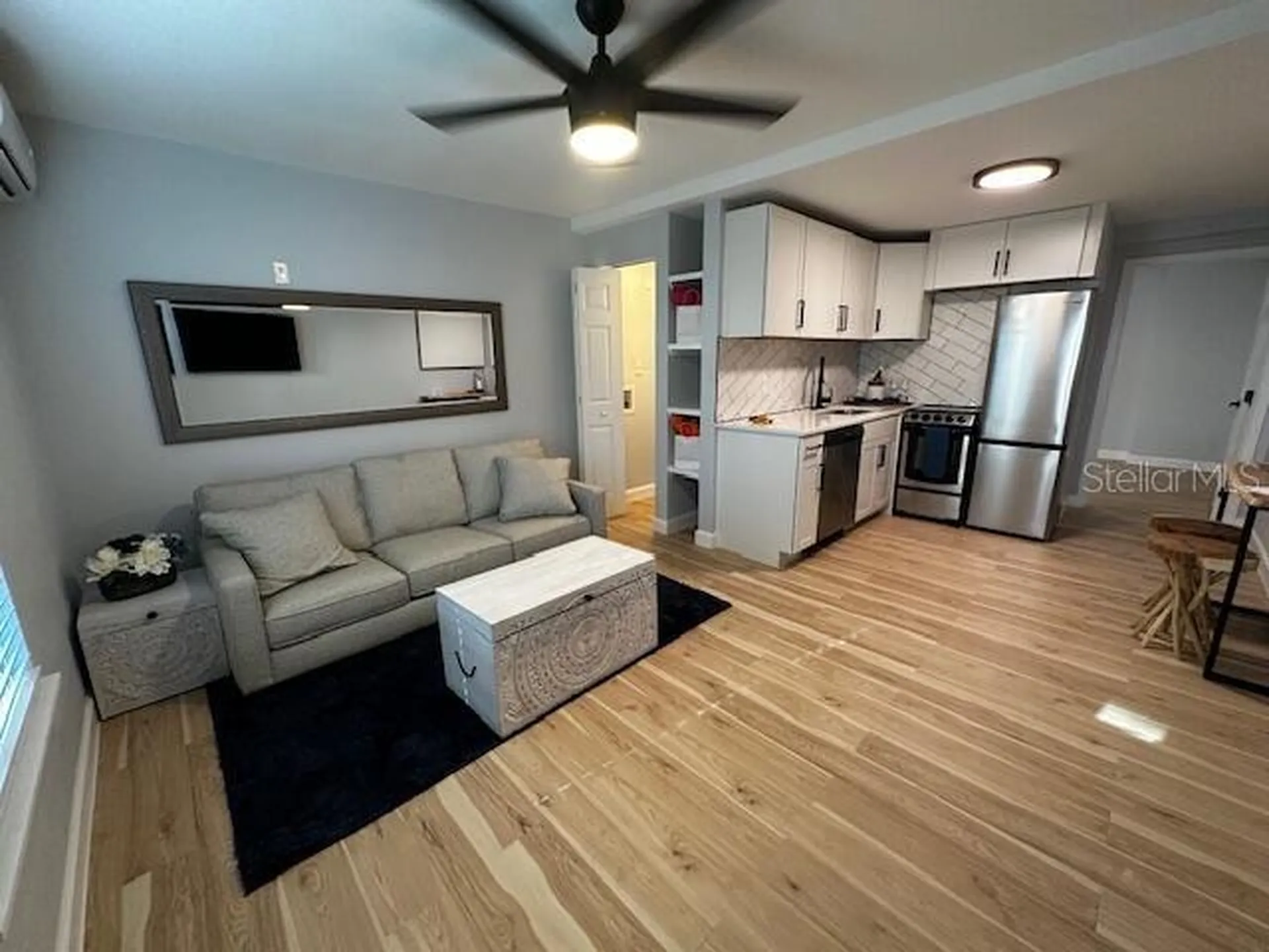 121 18th Avenue N St Petersburg FL 33704
