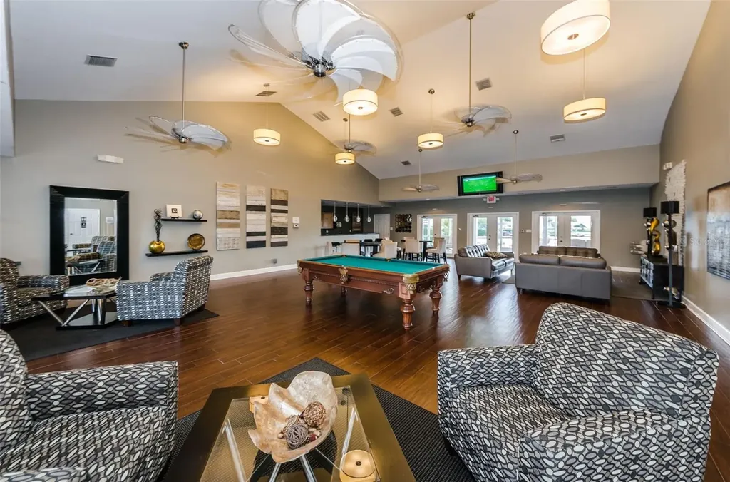 251 Pompano Drive SE St Petersburg FL 33705