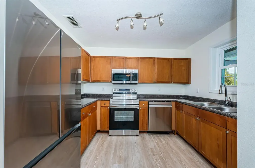 251 Pompano Drive SE St Petersburg FL 33705