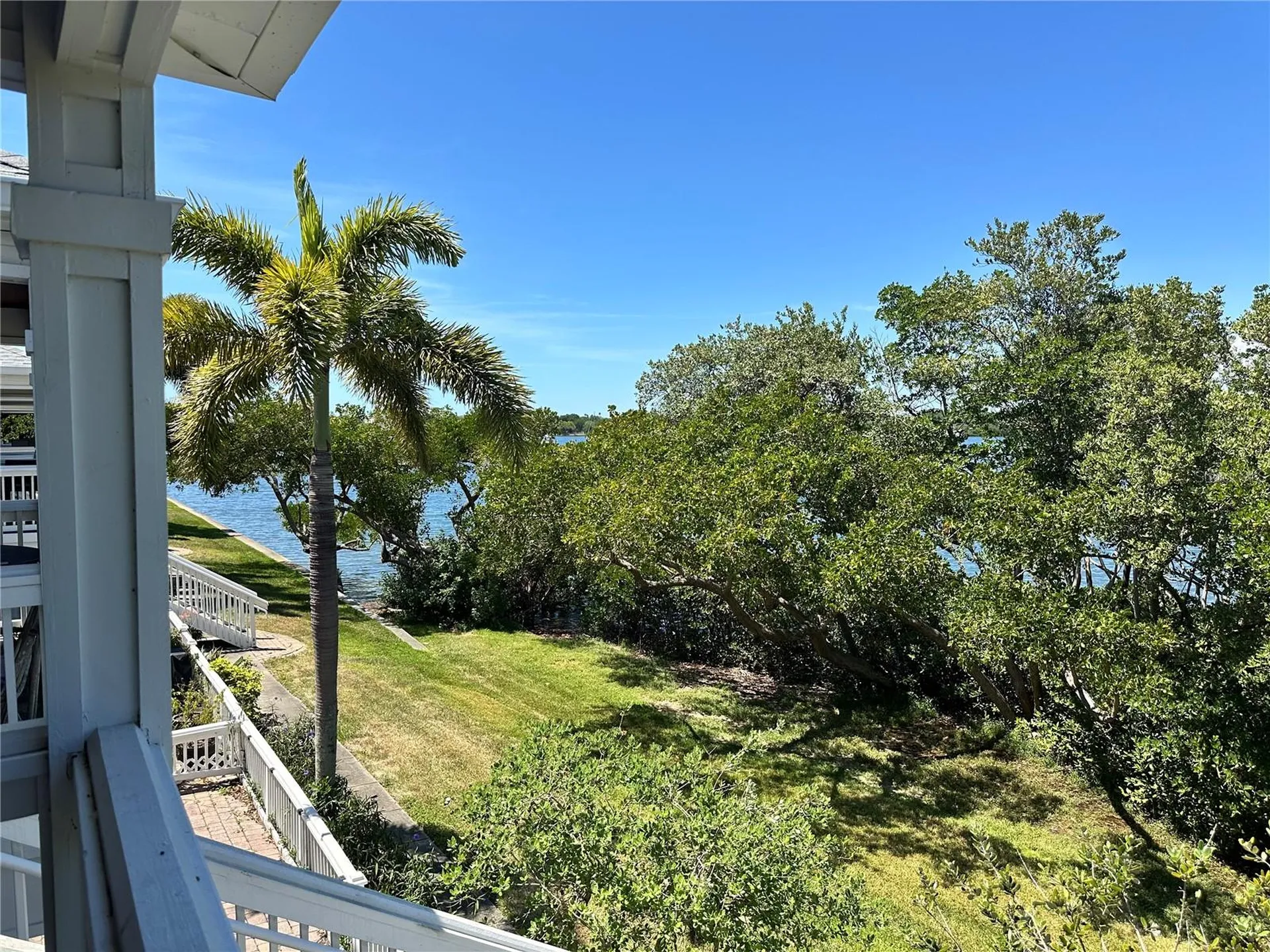 251 Pompano Drive SE St Petersburg FL 33705