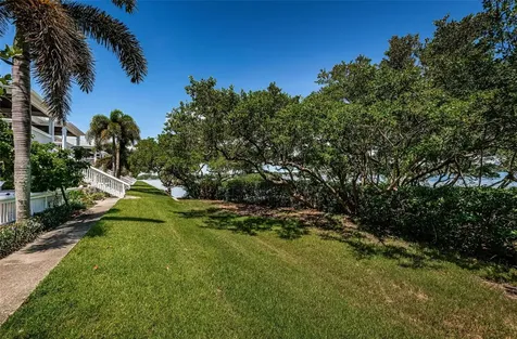 251 Pompano Drive SE St Petersburg FL 33705