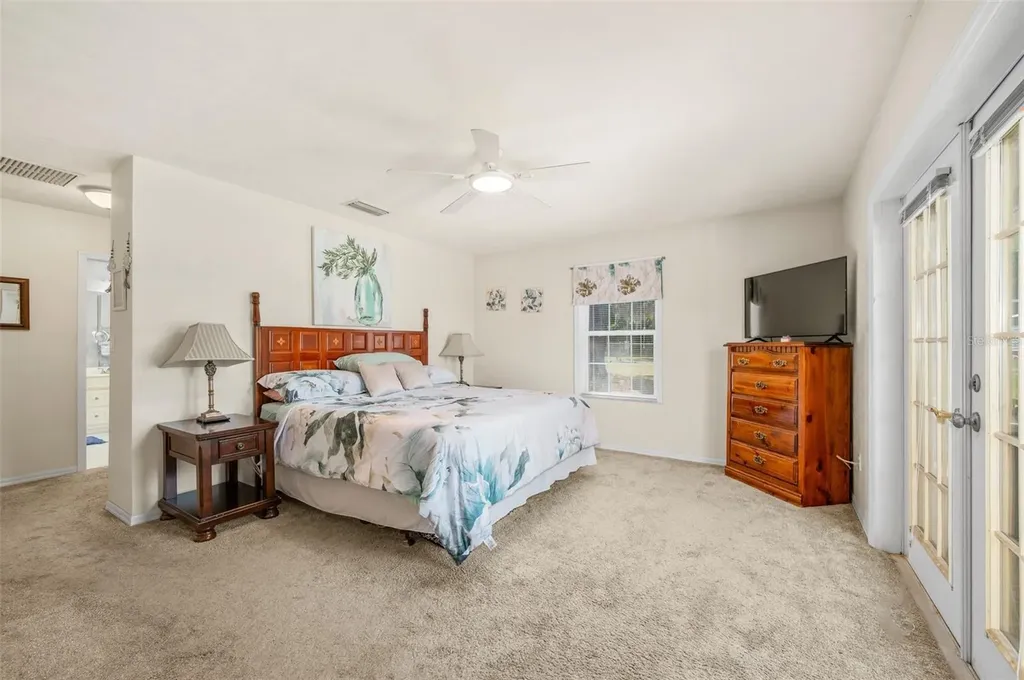 6459 SE County Road 337 Newberry FL 32669
